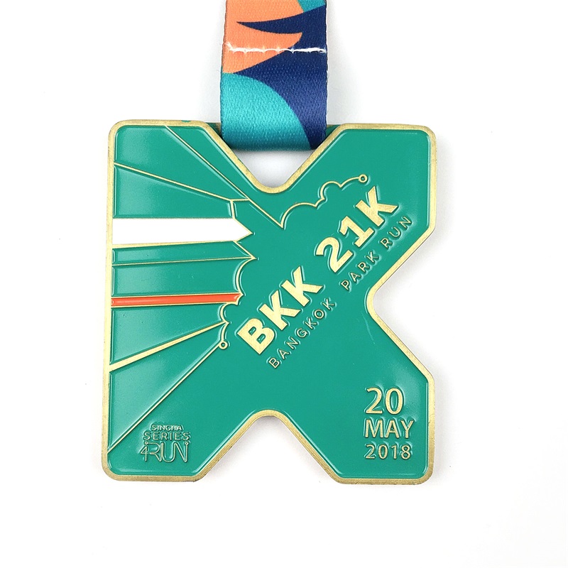 Anpassade medaljer Emalj 3D Gold Metal Award Marathon Running Sport Medal