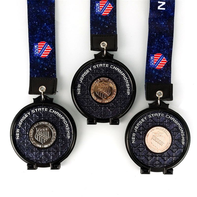 Handdesign Race Metal Glass Medals Antika pläterade vinterspel 2022 Medaljer