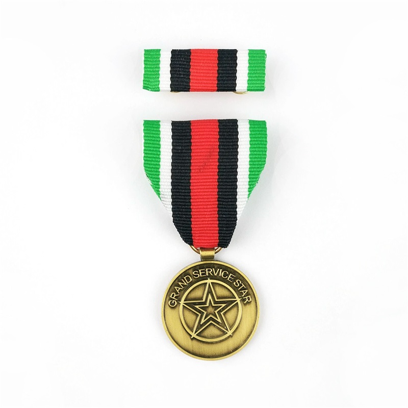 2021 Anpassadny Gold Navy Soldier Award Medal Honor Medal med medaljlåda