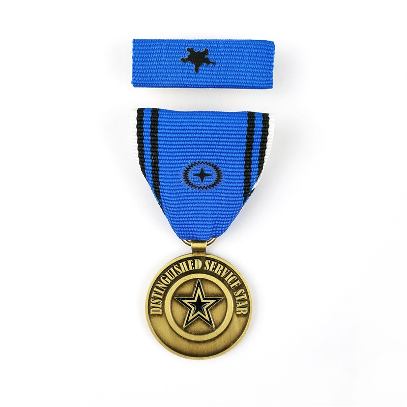 Zinklegering Guldpläterad 3D -graverad medalj Anpassad metall tomt universal medalj Honor Class Medal