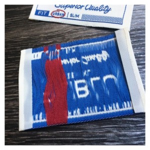 Anpassad klädetikett, handgjordt textiltygmärke