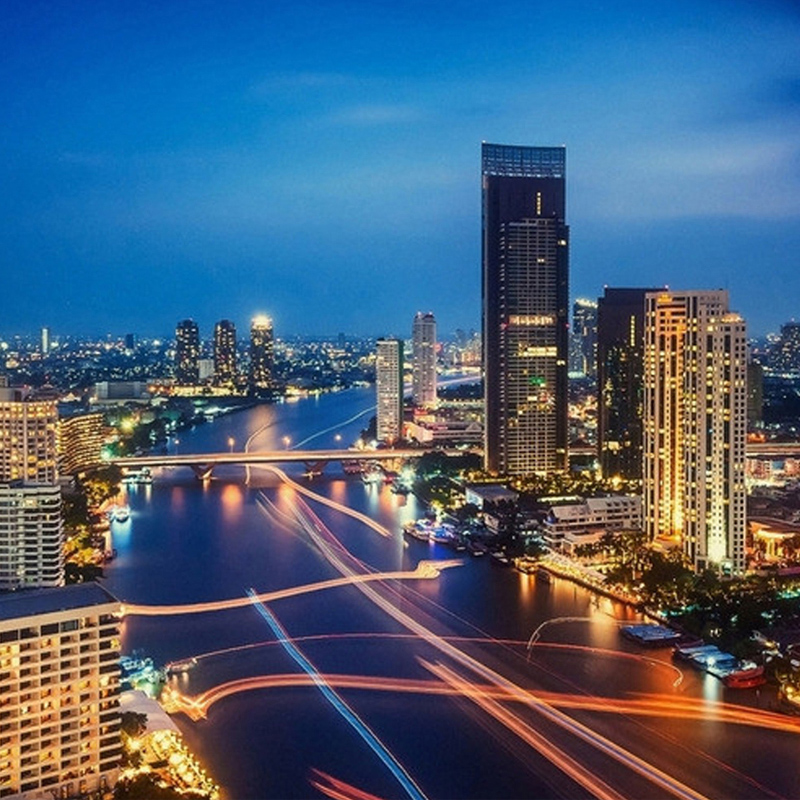 Guangzhou Xinrun Lighting Co., Ltd. har en mängd olika energibesparande belysningsapplikationer, och den LED-energibesparande lampbehandlingsfranchisemarknaden är stor