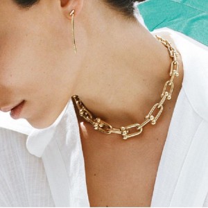 Tjock kedjehalsband Kvinnliga Europa och USA: s inljus lyxiganisch hästsko spänne i benbenet