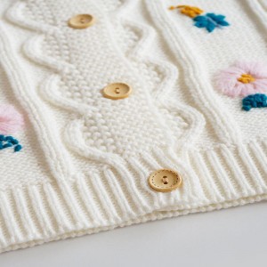 Barns stickade långärmad kofta rena handbroderi