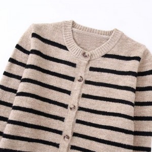 Autumn New Fashion Striped Sticked tröja Cardigan Vintage Long Sleeve Button Up Female Sweaters
