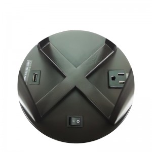 Dark Bronze Nightsand Light med en på/off -rockerbrytare, ett bekvämt utlopp och en USB -laddningsport på hotellets gästrum