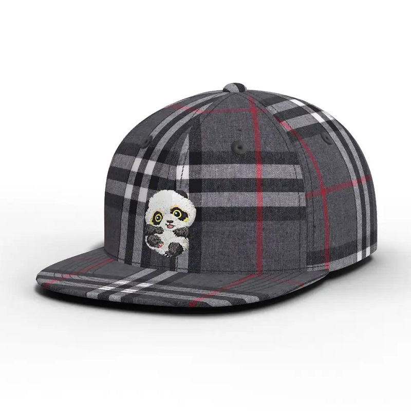 Grossist högkvalitativt anpassad färgkartongpanda kontrollerad hatt rutig platt grim snapback cap