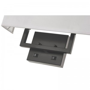 Hampton Inn Hotel Half Rectangular Wall Lamp med matt svart finish, två på/off rocker switchar på hotellets gästrum