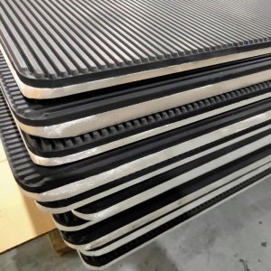 Gaffeltruck svart aluminiumlegering klämmer gummipel