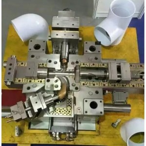 Multi cavity precisionsform ibi-5