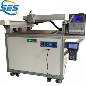 Vertikal punktsvetsmaskin