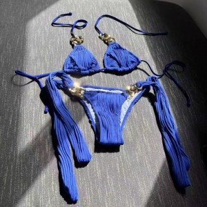 2025 Ny sexig europeisk och amerikansk stil två-bit baddräkt. Chain Bikini Swimsuit. Korsa-Border Foreign Trade Badkläder 8864 Pris:$79.99
