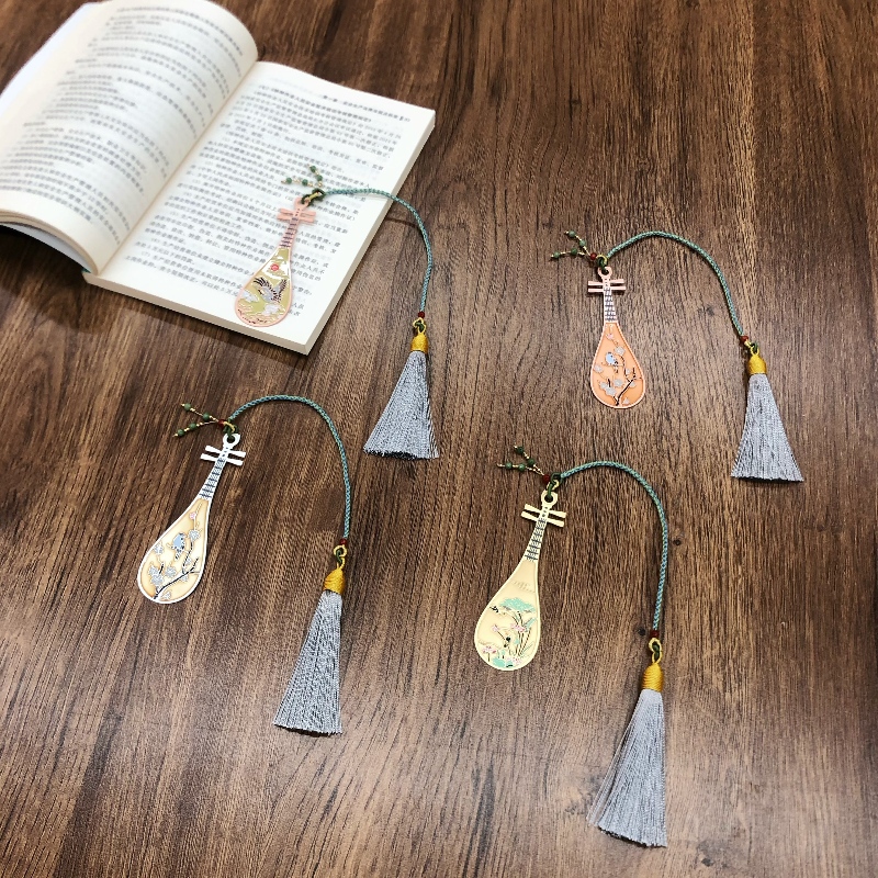 Pipa-formad bokmärke