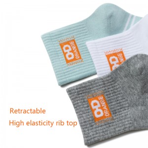 Fyra säsonger kvinnor mitt-kalvstrumpor